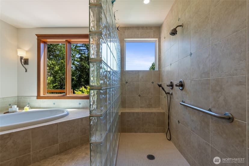 Property photo for 15765 Green Leaf Lane SW, Port Orchard photo 10