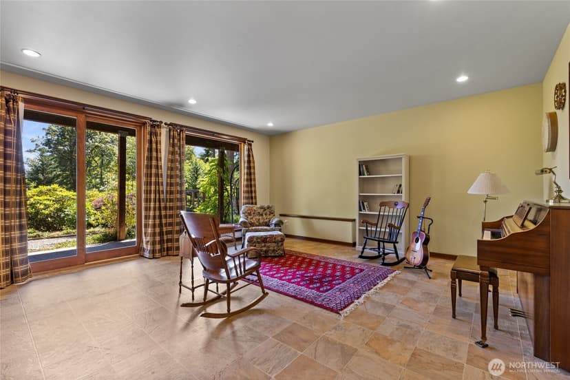 Property photo for 15765 Green Leaf Lane SW, Port Orchard photo 20