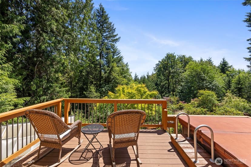 Property photo for 15765 Green Leaf Lane SW, Port Orchard photo 12