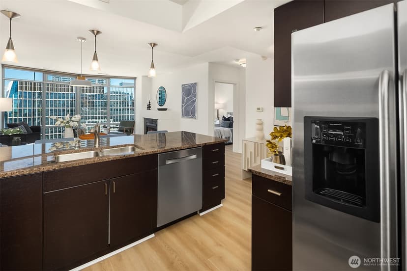 Property photo for 819 Virginia Street #2303, Seattle photo 9