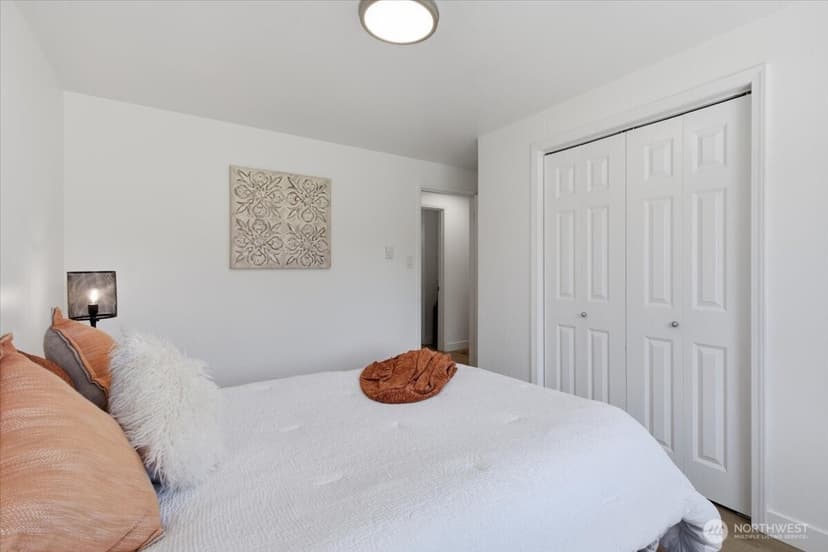 Property photo for 11515 26th Avenue SW, Seattle photo 19