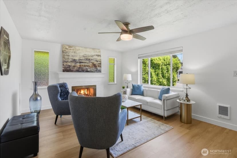Property photo for 11515 26th Avenue SW, Seattle photo 3