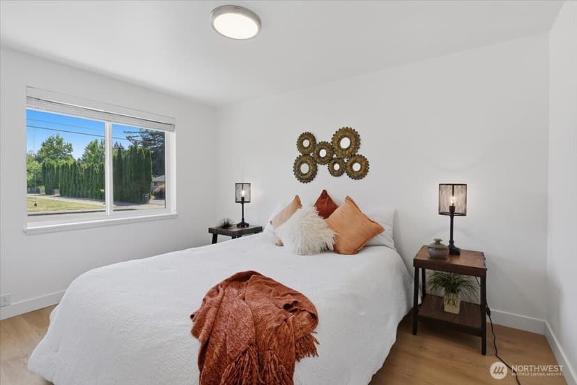 Property photo for 11515 26th Avenue SW, Seattle photo 18