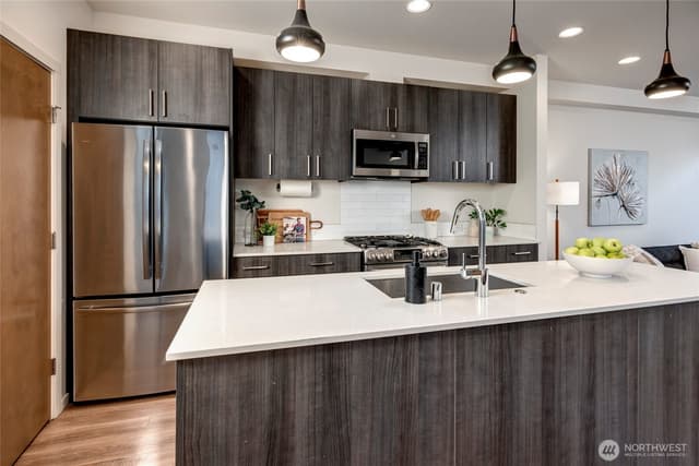 Property photo for 4024 Martin Luther King Jr Way S #B, Seattle photo 3
