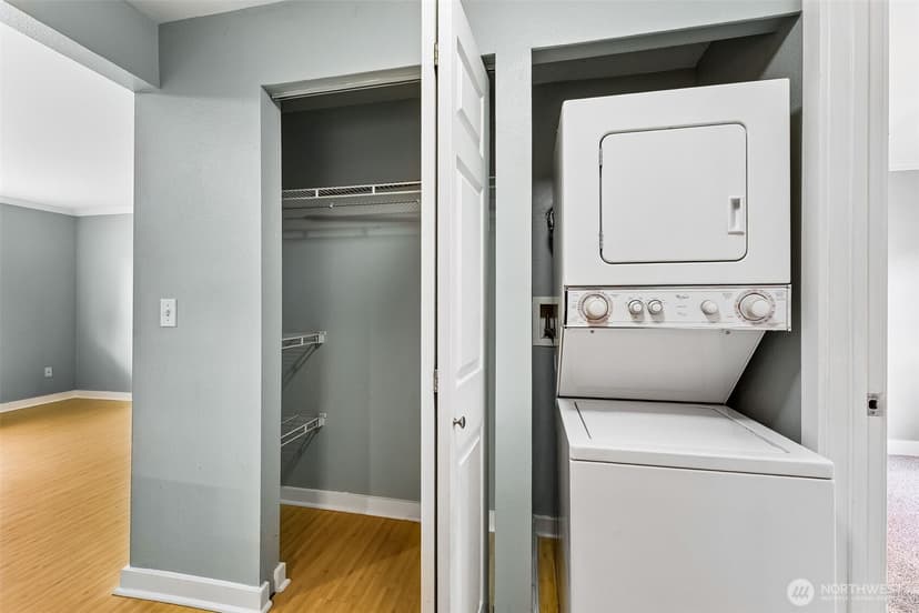 Property photo for 9811 Whitman Avenue SW #17, Lakewood photo 11