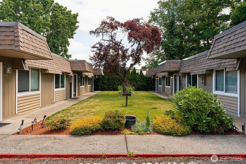 Property photo for 9811 Whitman Avenue SW #17, Lakewood photo 2