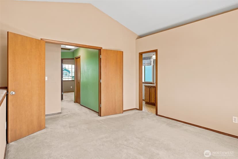 Property photo for 5726 67th Street NE, Marysville photo 13