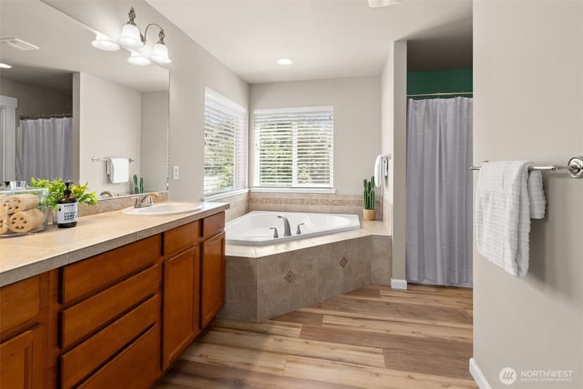 Property photo for 6366 Juanita Circle NE, Bremerton photo 18