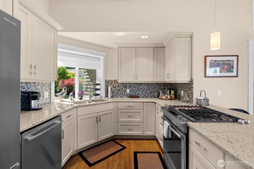 Property photo for 6744 Port Lane, Gig Harbor photo 9