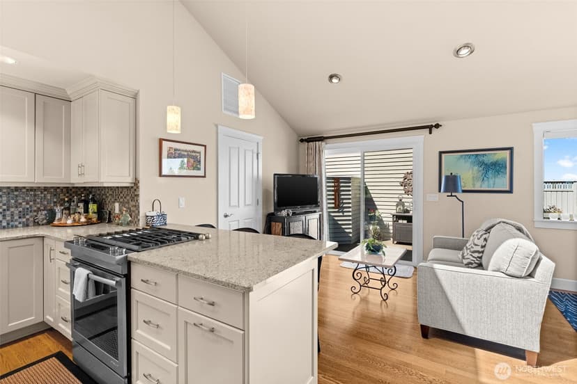 Property photo for 6744 Port Lane, Gig Harbor photo 11