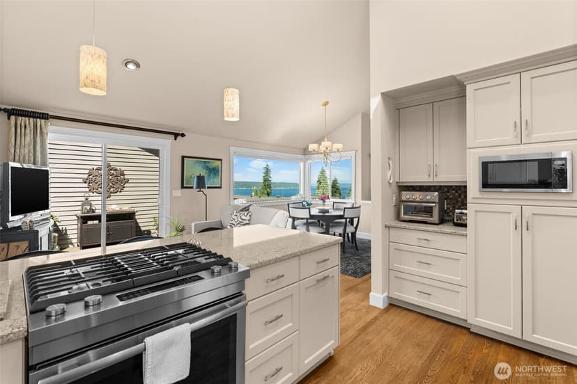 Property photo for 6744 Port Lane, Gig Harbor photo 10