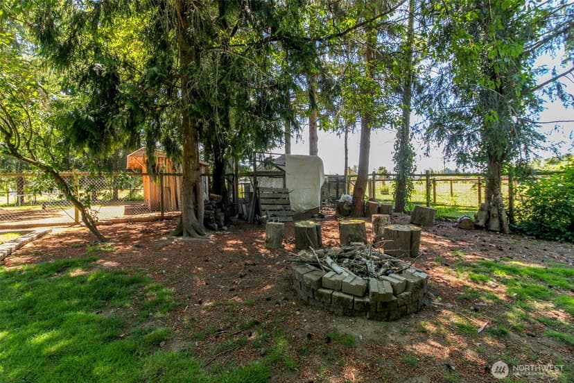 Property photo for 12524 Bingham Avenue E, Tacoma photo 31