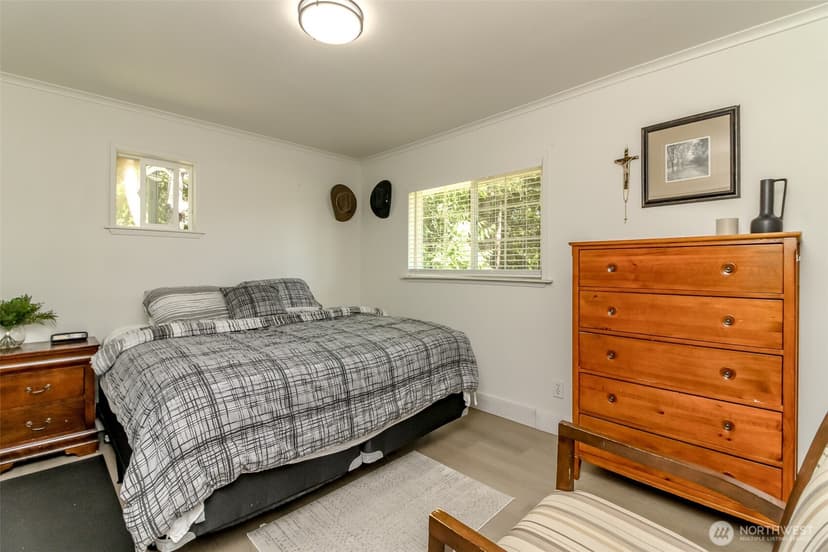 Property photo for 12524 Bingham Avenue E, Tacoma photo 25