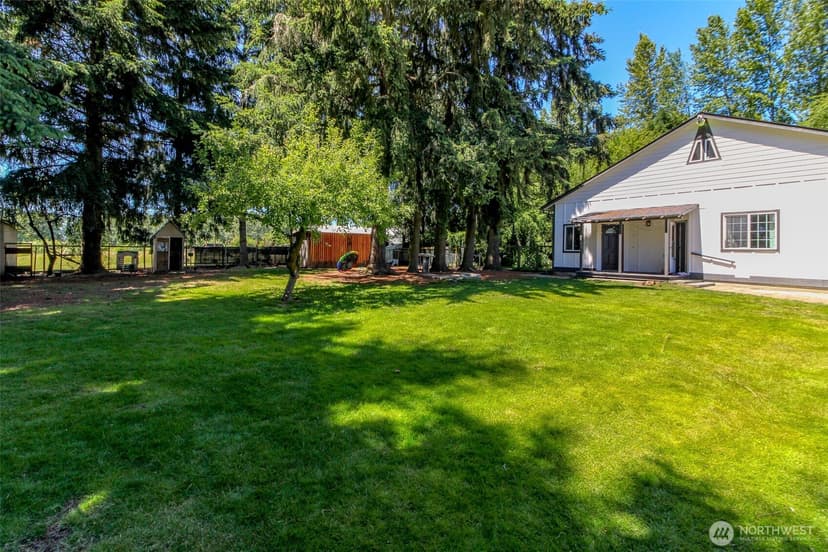Property photo for 12524 Bingham Avenue E, Tacoma photo 34