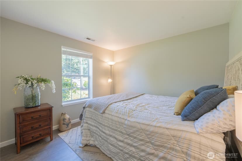 Property photo for 13810 56th Drive SE, Everett photo 23
