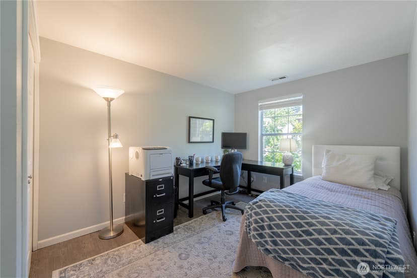 Property photo for 13810 56th Drive SE, Everett photo 24