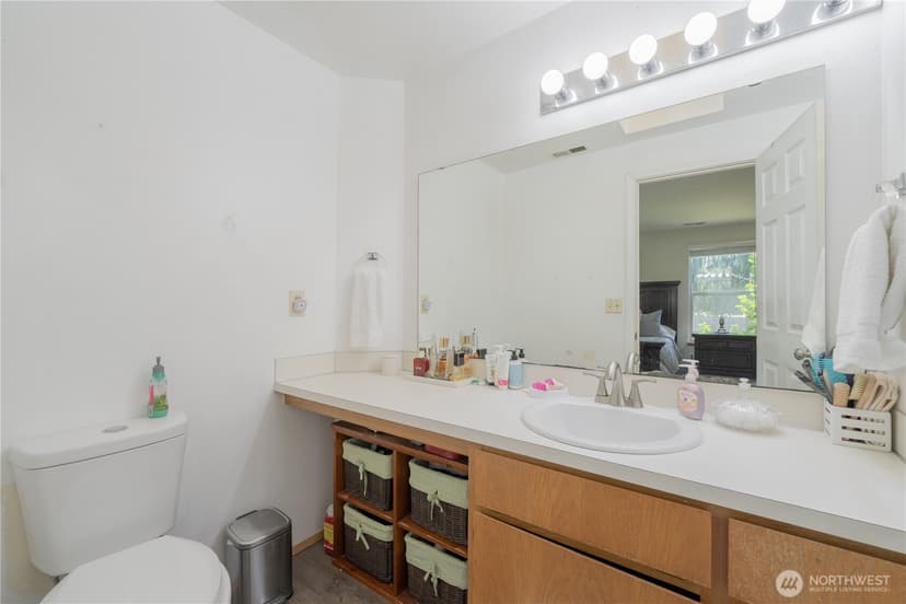 Property photo for 13810 56th Drive SE, Everett photo 21
