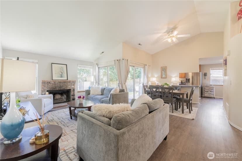 Property photo for 13810 56th Drive SE, Everett photo 6