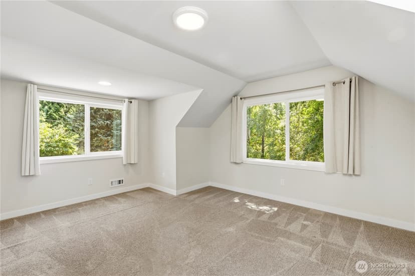 Property photo for 12309 80th Avenue NE, Kirkland photo 32