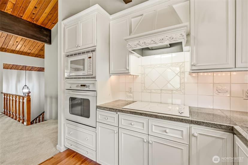 Property photo for 9724 Dye Road, Leavenworth photo 12