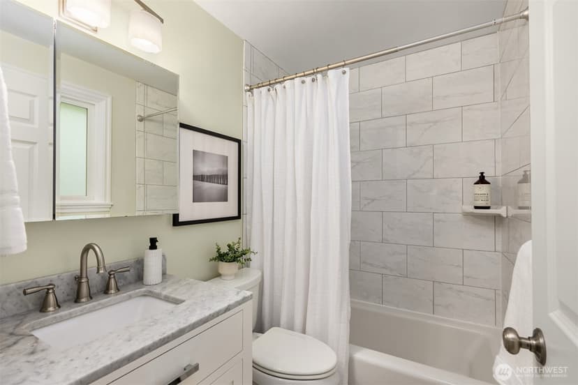 Property photo for 1020 NE Holm Court, Poulsbo photo 14