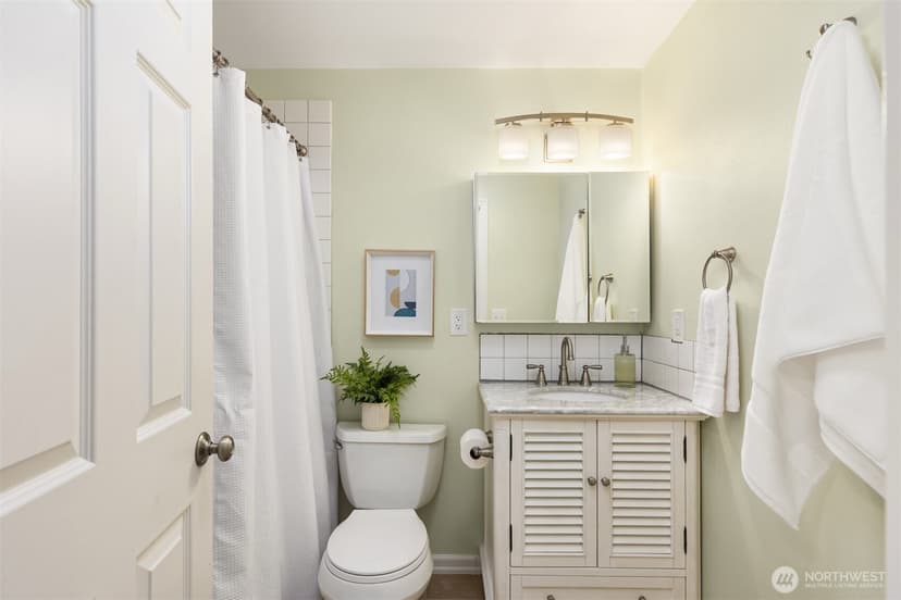 Property photo for 1020 NE Holm Court, Poulsbo photo 17