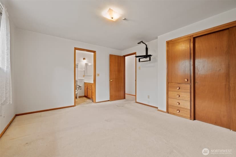 Property photo for 29836 1st Avenue S, Federal Way photo 24