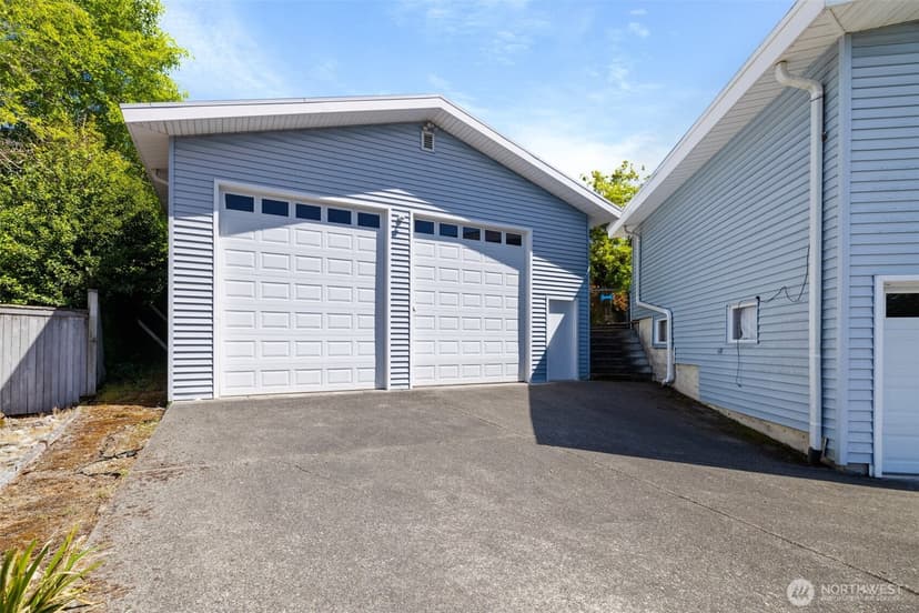 Property photo for 29836 1st Avenue S, Federal Way photo 19