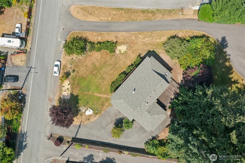Property photo for 4917 Ocean Avenue, Everett photo 19
