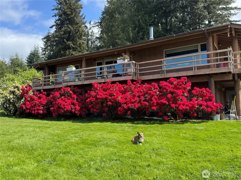 Property photo for 4917 Ocean Avenue, Everett photo 8