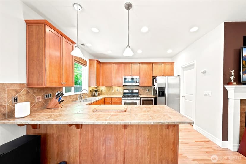 Property photo for 16021 35th Drive SE, Bothell photo 11