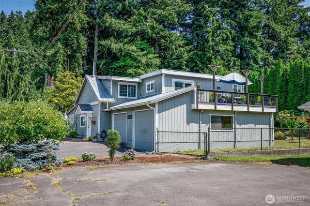 Property photo for 1071 Swanson Way NE, Poulsbo photo 2