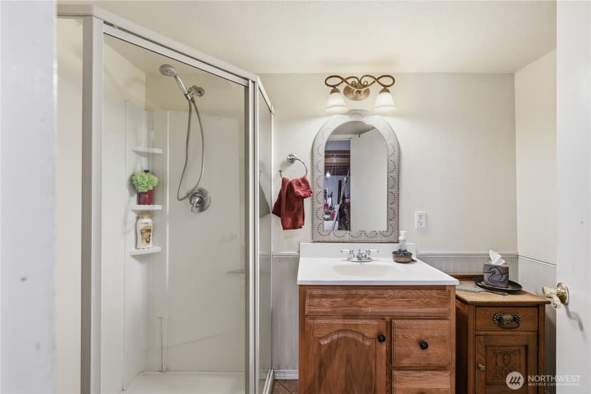 Property photo for 1071 Swanson Way NE, Poulsbo photo 17