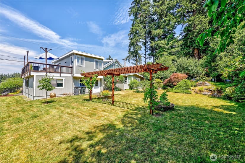 Property photo for 1071 Swanson Way NE, Poulsbo photo 33