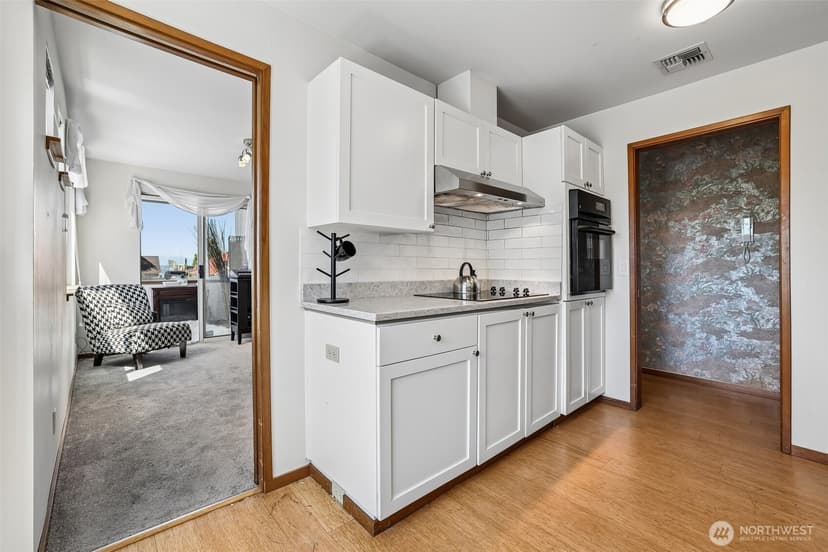 Property photo for 1312 S Massachusetts Street #301, Seattle photo 7
