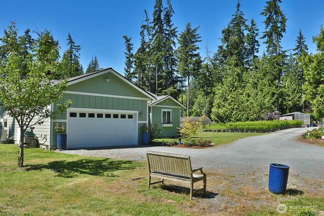 Property photo for 6545 Cultus Bay Road, Clinton photo 5