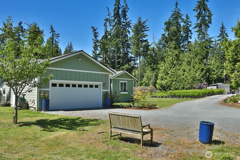 Property photo for 6545 Cultus Bay Road, Clinton photo 5