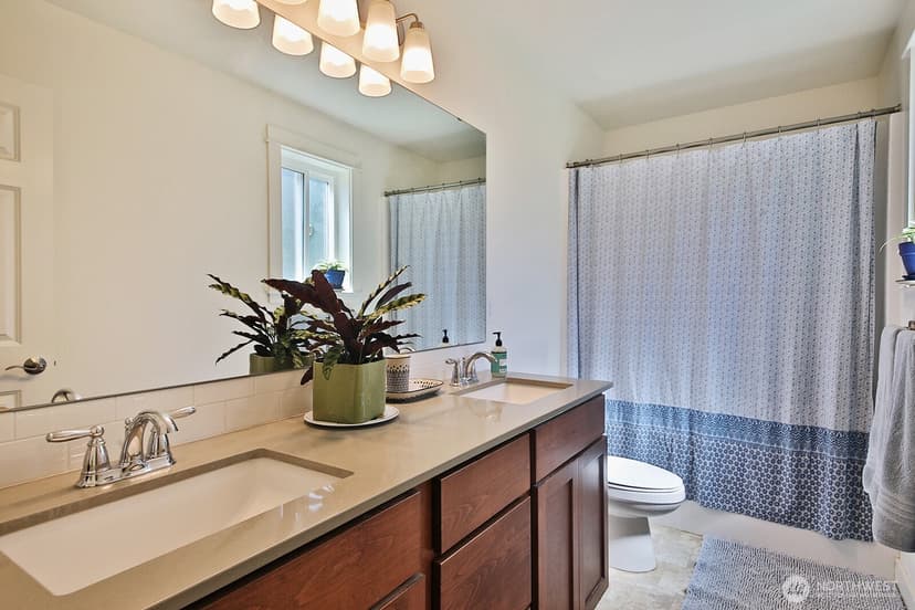 Property photo for 6545 Cultus Bay Road, Clinton photo 20