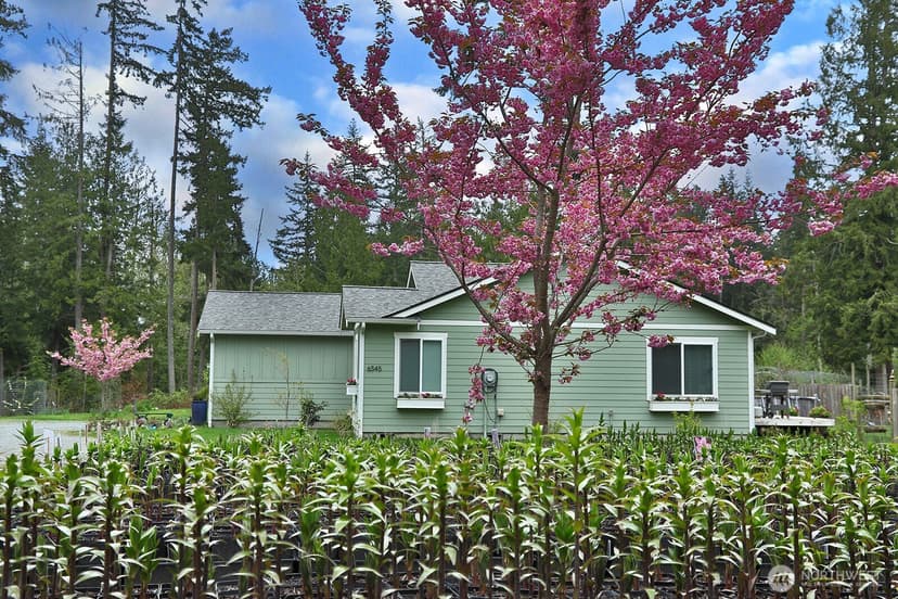 Property photo for 6545 Cultus Bay Road, Clinton photo 6