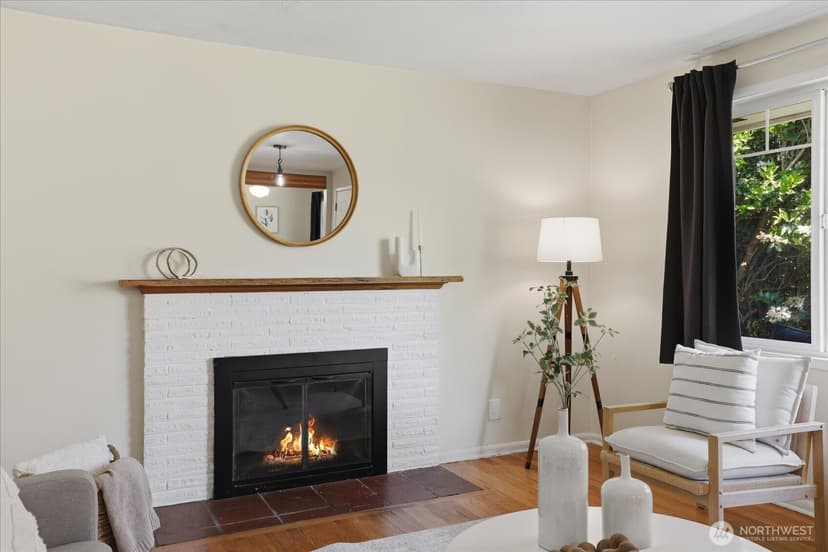 Property photo for 7752 17th Avenue SW, Seattle photo 8