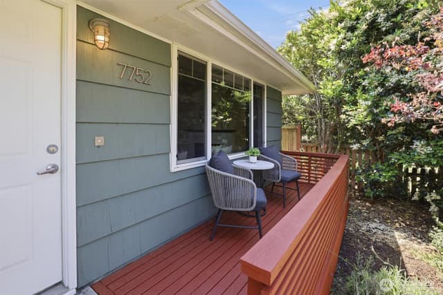 Property photo for 7752 17th Avenue SW, Seattle photo 3