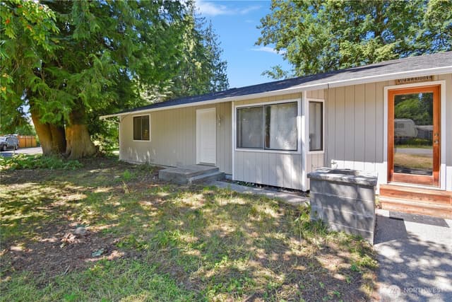Property photo for 18517 96th Avenue NW, Stanwood photo 2