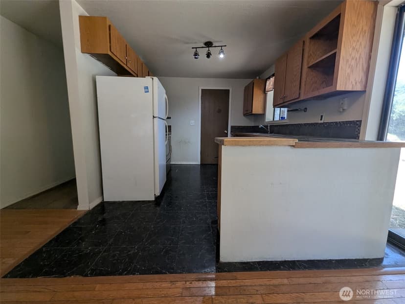 Property photo for 18517 96th Avenue NW, Stanwood photo 18