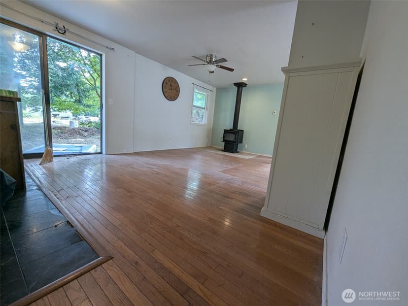 Property photo for 18517 96th Avenue NW, Stanwood photo 13