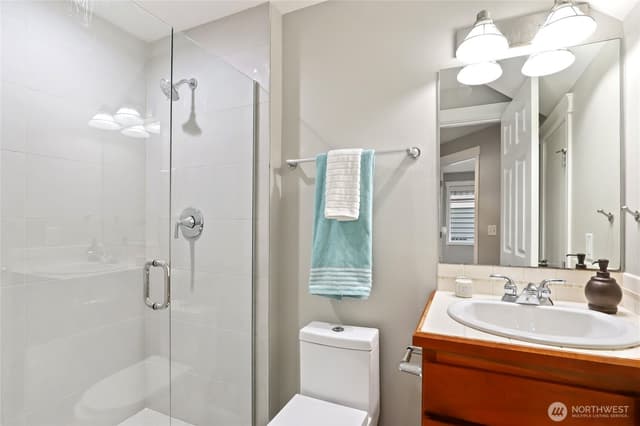 Property photo for 7114 California Avenue SW #A, Seattle photo 4