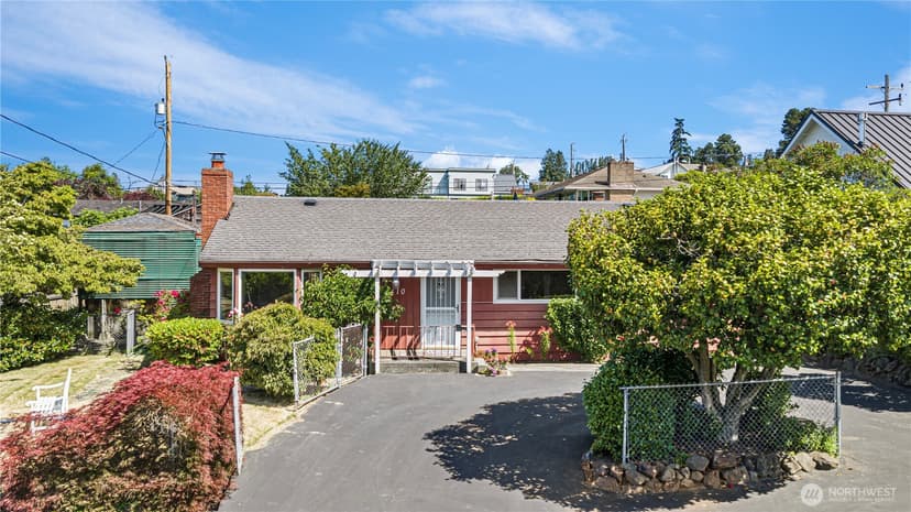 Property photo for 2410 NW 198th St, Shoreline