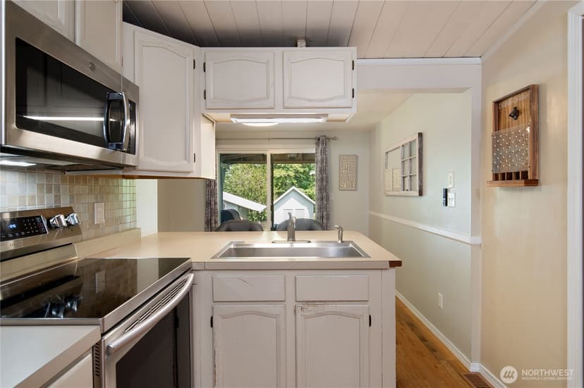 Property photo for 4039 SE Harriet Street, Port Orchard photo 7