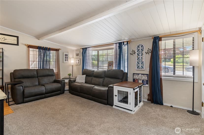 Property photo for 4039 SE Harriet Street, Port Orchard photo 14