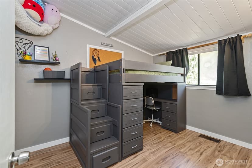 Property photo for 4039 SE Harriet Street, Port Orchard photo 20