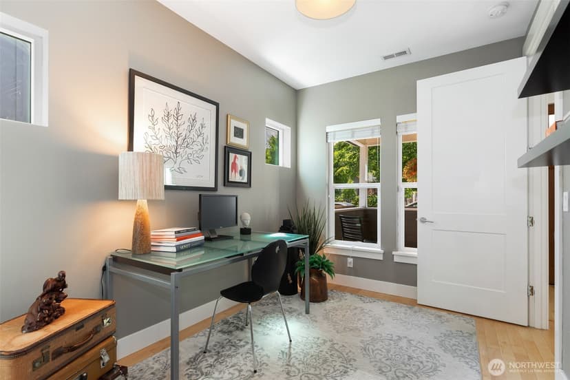 Property photo for 6916 Flora Avenue S, Seattle photo 11